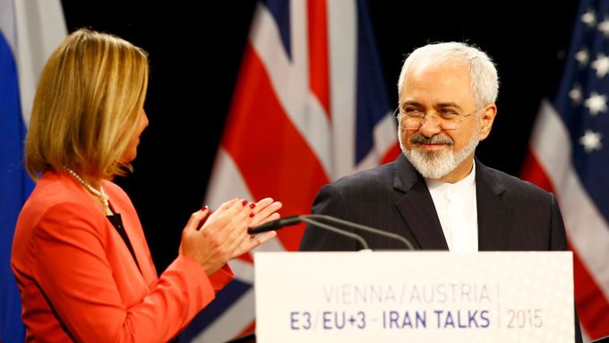 Íránský ministr zahraničí při mezinárodním jednání ve Vídni.