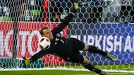 Skutečnými hrdiny byli oba brankáři. I když někteří hráči pálili "panu bohu do oken". Ani Manuel Neuer,...