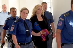 Kdy se Nagyové začal u soudu třást hlas? Čtěte reportáž