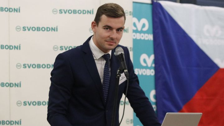 Takové pohoštění Okamura a Rajchl nečekali. U Svobodných byli vítanými hosty