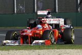 Fernando Alonso v kvalifikaci selhal, a tak byl nakonec za páté místo rád. Jeho stájový kolega Felipe Massa ani nedojel do cíle.