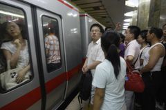 Metro v Pekingu před olympiádou zkolabovalo