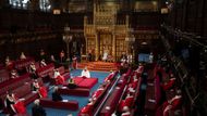 Britská královna Alžběta II. zahájila nové zasedací období parlamentu.
