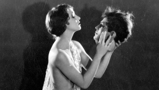 Biblický příběh o Salome a Janu Křtiteli kombinuje erotiku, krev a politiku. Na snímku je Kathryn Stanleyová jako Salome v roce 1926.