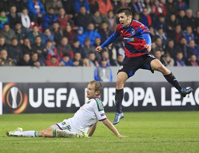 EL, Plzeň-Rapid Vídeň: Michal Ďuriš - Mario Sonnleitner