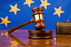 Soud EU zamítl žaloby Polska a Maďarska proti spojení právního státu a peněz