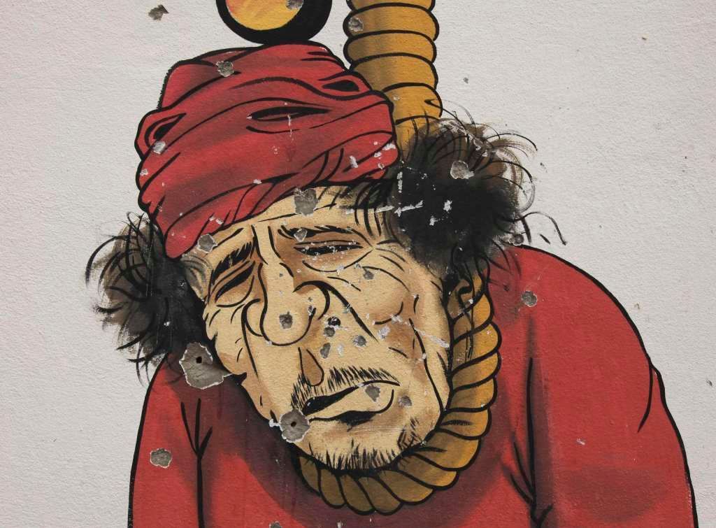 Muammar Kaddáfí "na zdi v Benghází"