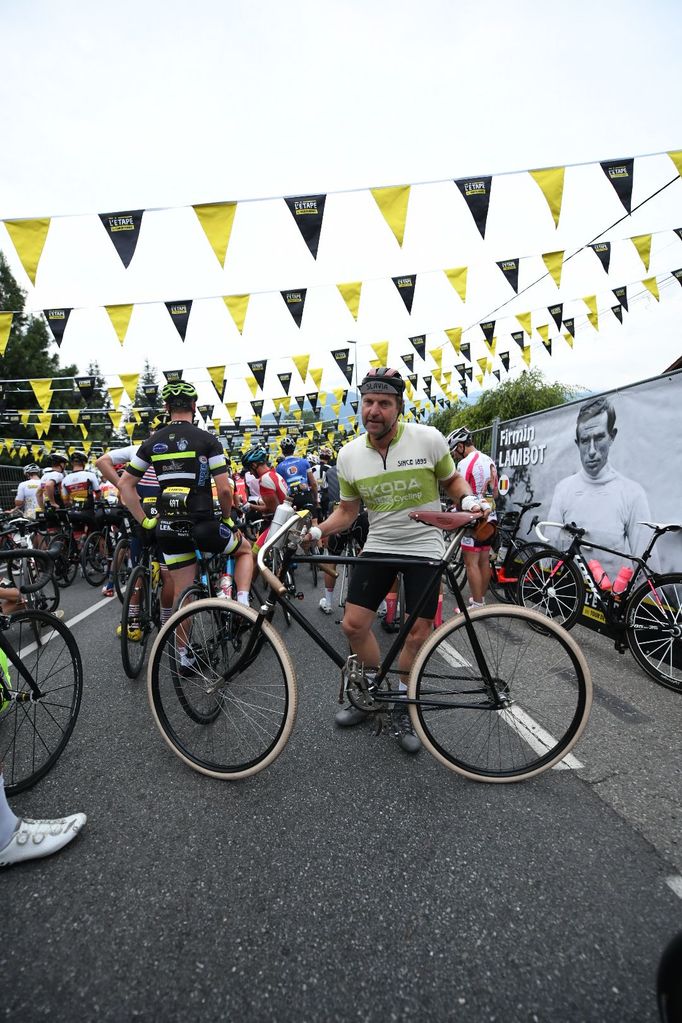 Vladimír Vidim s retro kolem Slavia na Tour de France 2019