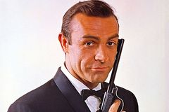 Odborník: James Bond je nejoblíbenější narcis v dějinách filmu. Je to symbol západní popkultury