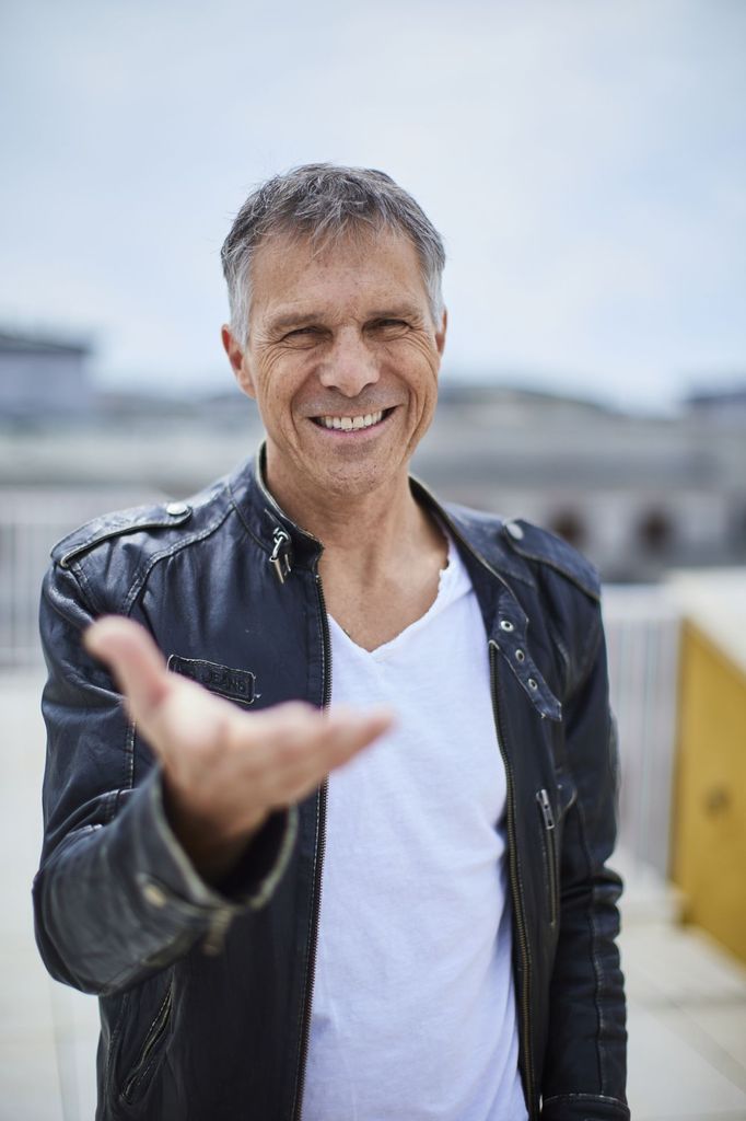 Snímek z dokumentu Janek Ledecký - Všechno bude fajn.