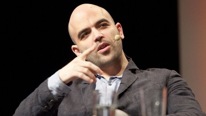 Spisovatel Saviano bude souzen za urážku ministra Salviniho. Nazval ho kašparem