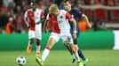 LM: Slavia Praha - APOEL: Mick van Buren