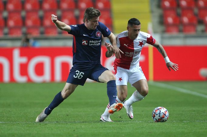 Nicolae Stanciu. Slavia - Midtjylland, play off Ligy mistrů 2020/2021