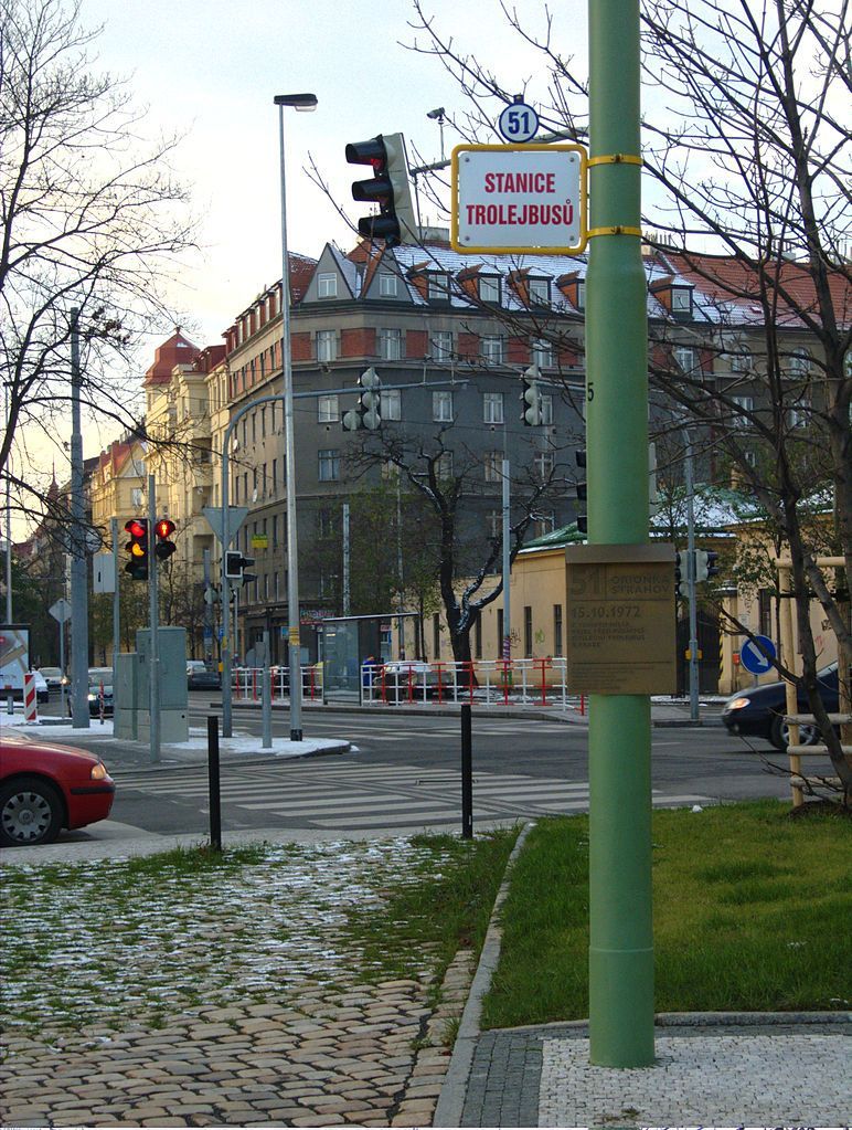 Trolejbusy - pomník trolejbusové dopravy v Praze