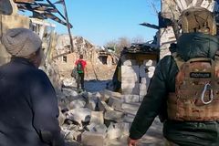 Reportáž: Hůř teď nikde na Ukrajině není. "Proč jsme tam jen seděli?" bědují místní
