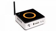 Zotac Zbox nano VD01: VIA - nettop o kterém se mluví 
Malý tělem, dostatečný výkonem. Takový je nový nettop Zbox nano WD01 čínské společnosti Zotac. Plynulý běh je zaručen dvoujádrovým procesorem VIA Nano X2 U4025 s taktovací frekvencí 1,2 GHz a integrovaným grafickým procesorem Chrome 9. Osazen 2 GB RAM a pevným diskem 320 GB bude pouze u verze PLUS. Základní verze bude dodávána pouze  s jedním prázdným slotem DDR3-1066 SO-DIMM a podporou 1 x 2.5" SATA 3.0 Gb/s HDD/SSD.