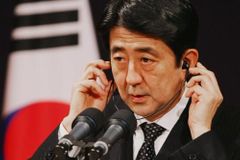 Japonsko má favorita na post premiéra. Jasuo Fukudu