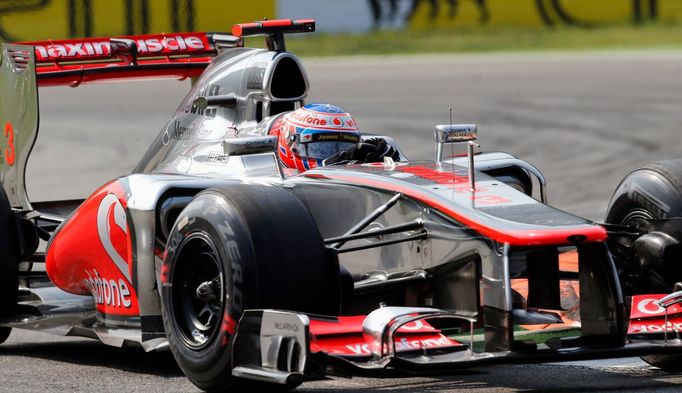 Britský jezdec F1 Jenson Button z McLarenu ve Velké ceně Itálie.