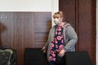Za schvalování útoku na mešity dostala žena podmínku. Žalobce pro ni žádá vězení