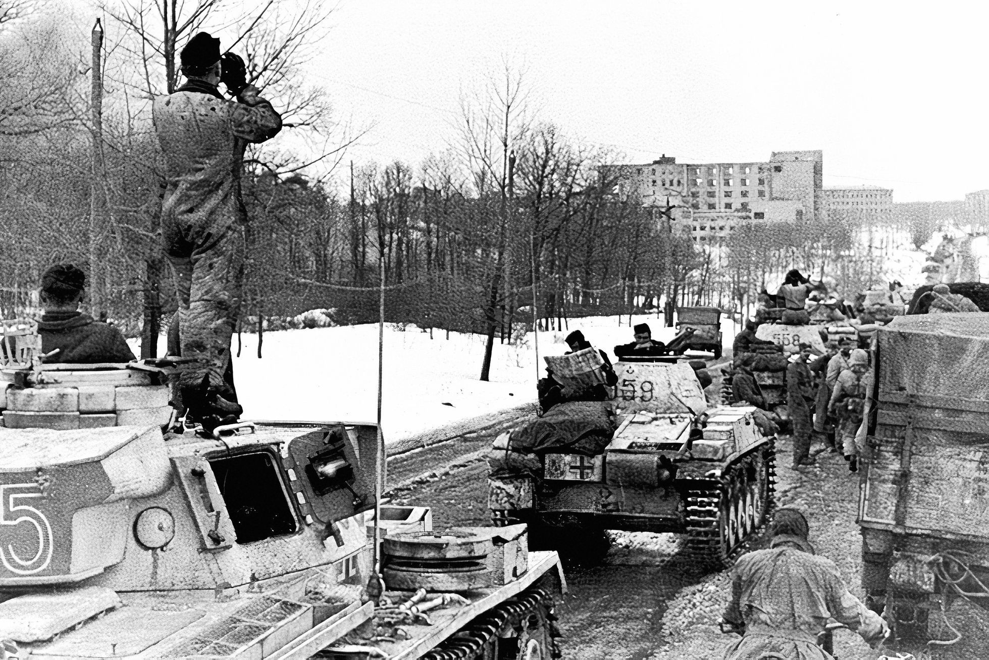 Fotogalerie / Buzuluk / SSSR / Před 80 lety se začala formovat první československá vojenská jednotka v SSSR