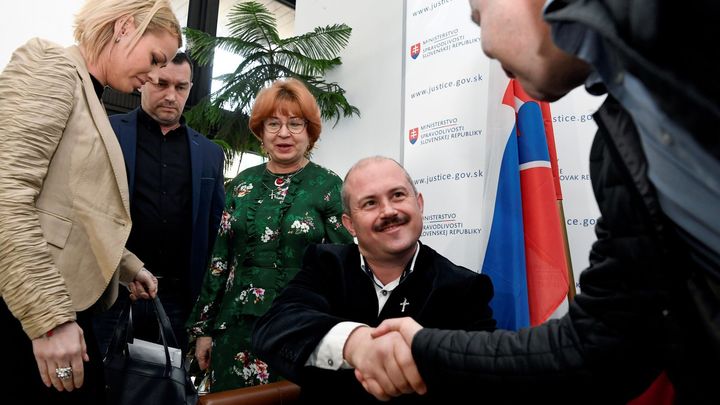 Slovenský nejvyšší soud odmítl rozpustit Kotlebovu stranu. Verdikt je pravomocný
