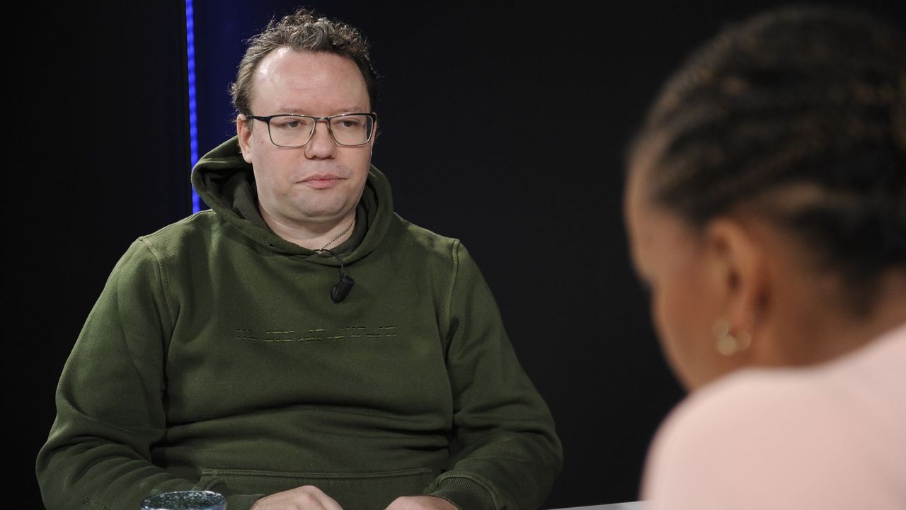 Většina armád by přestala existovat během týdnů. Analytik popsal, jak je na tom Rusko