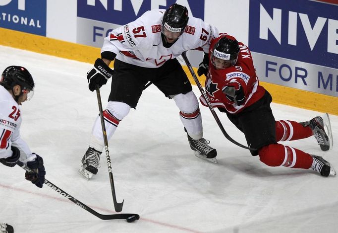 MS v hokeji 2012: Kanada - Švýcarsko (Kane, Monnet, Bezina)