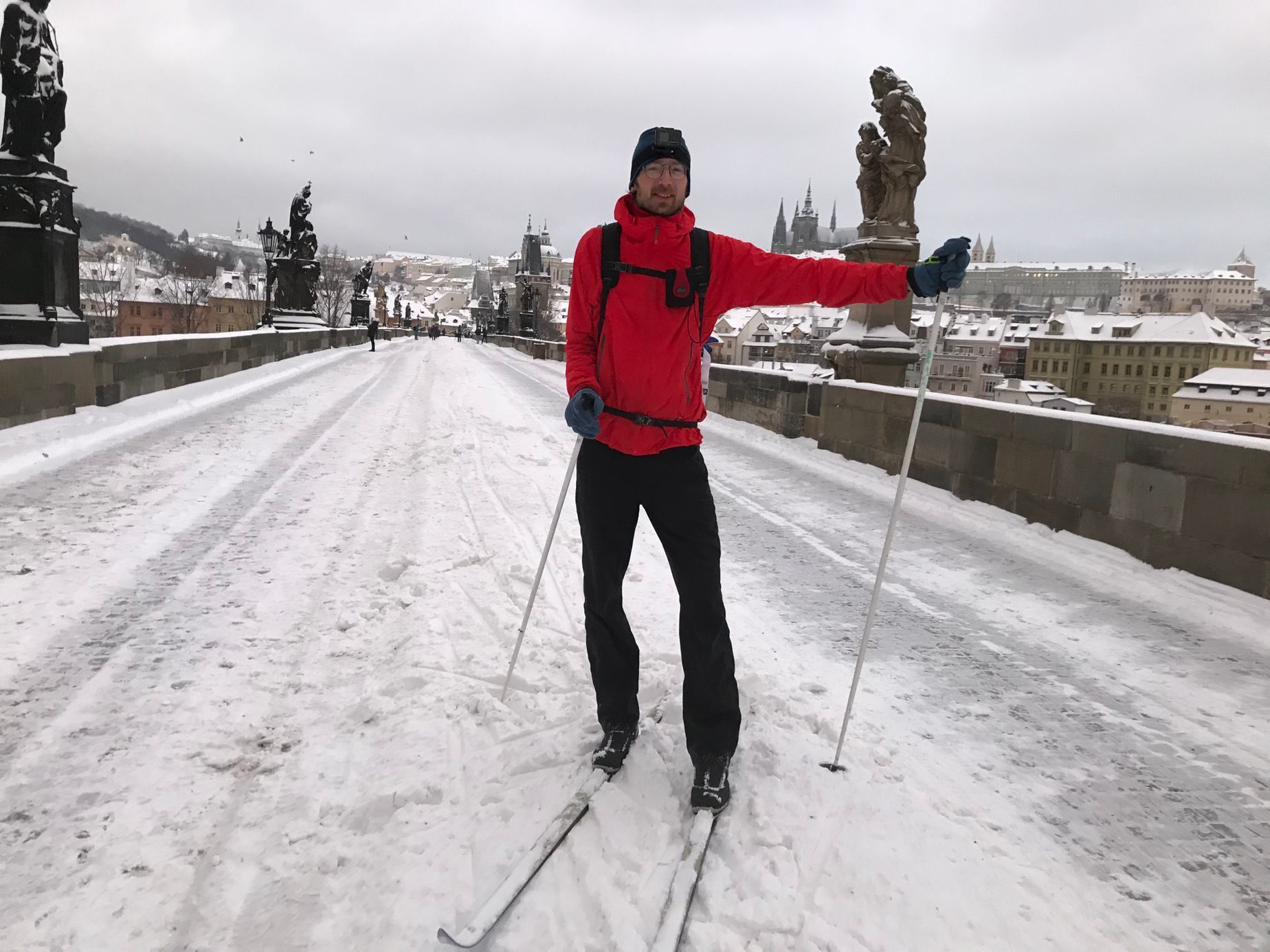 zima sníh praha běžkař kalamita