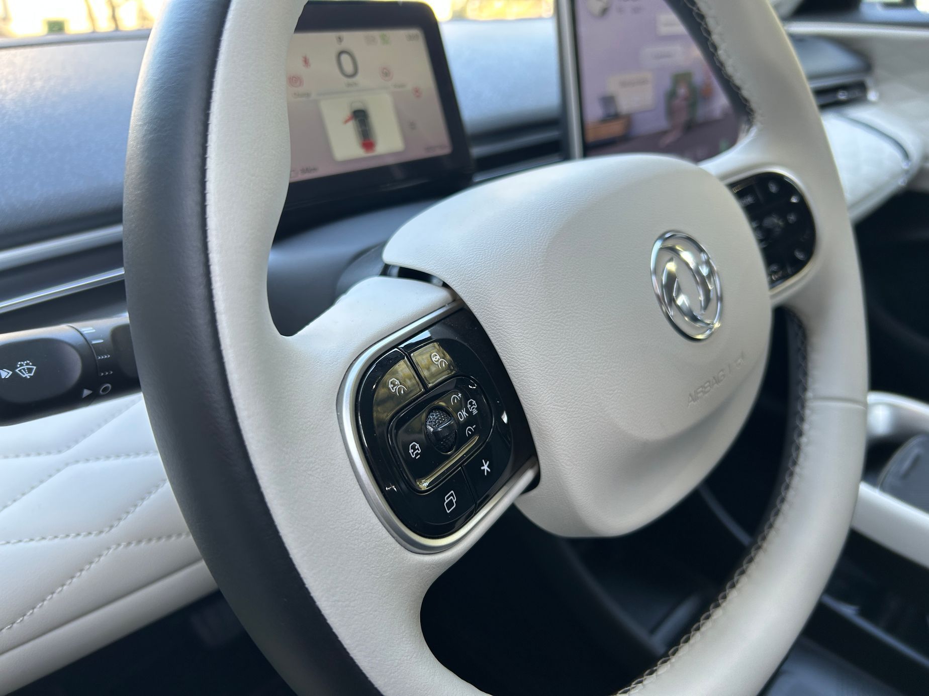 Dongfeng Box