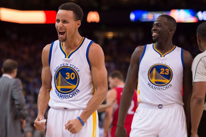 NBA, Golden State Warrior: Stephen Curry (30) a Draymond Green (23)