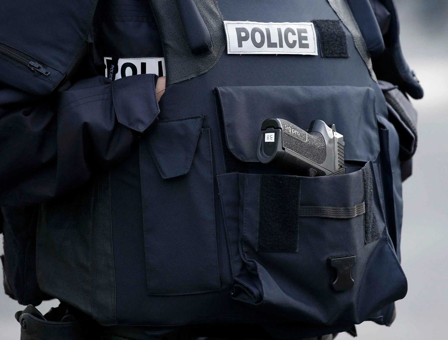 Policie u Stade de France