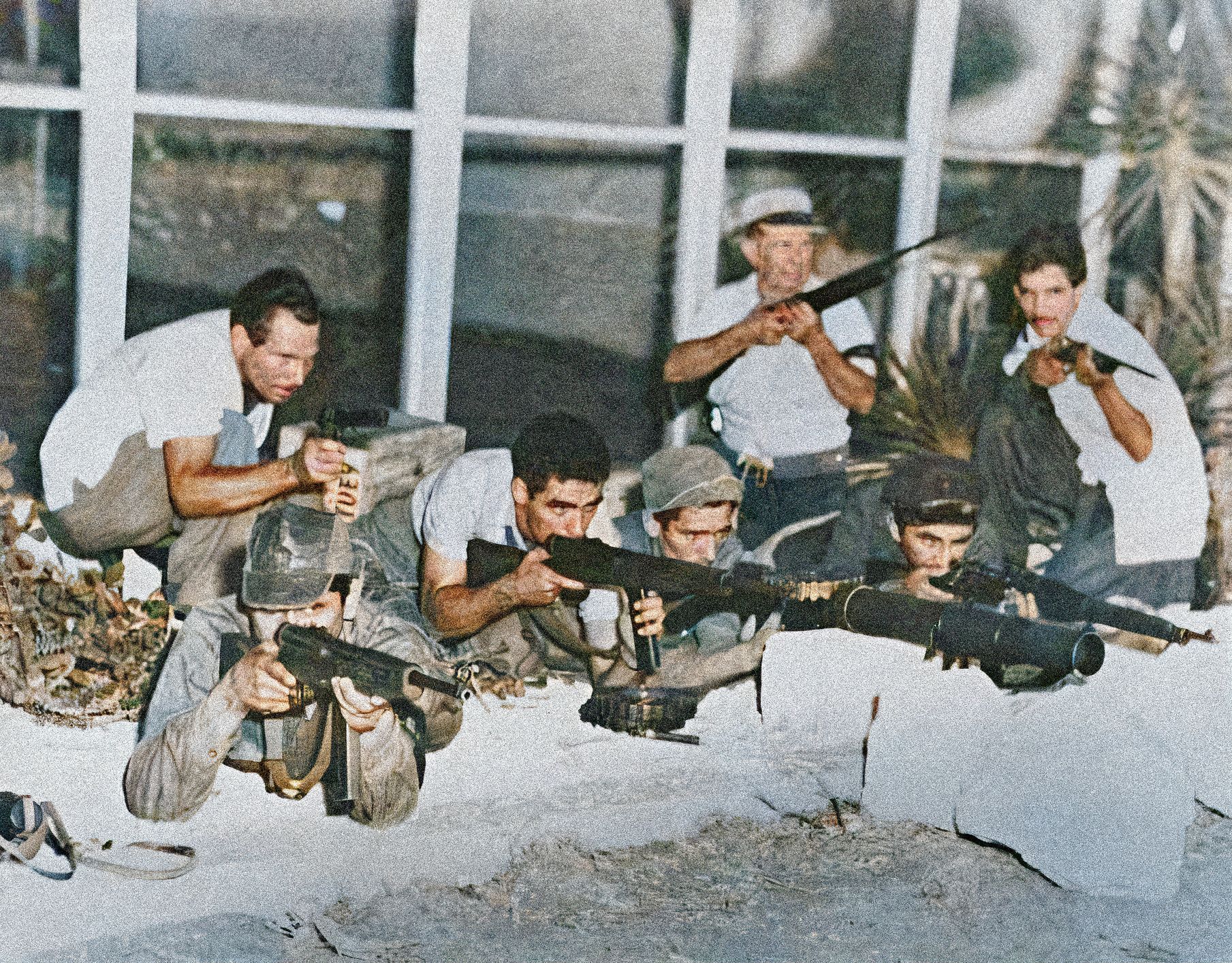 Kubánská revoluce v barvě, Fidel Castro, Kuba, revoluce, historie, Zahraničí
