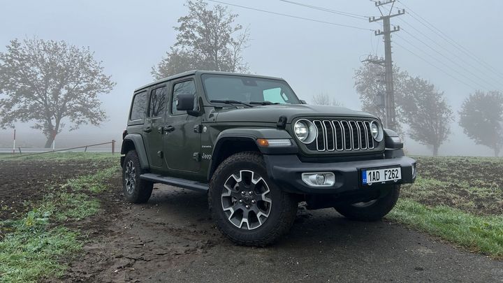Důvod, proč milovat Jeep Wrangler. Prosby byly vyslyšeny a zas se nabízí i bez kabelu