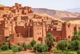 Ráj i pro filmaře i milovníky fotek.
“Maroko je neuvěřitelně barevná a fotogenická země plná nádherných míst, země, kde je stále co objevovat. Nejsou to jen nádherné pláže, ale také naprosto úchvatné vnitrozemí, krásná královská města, hory, poušť a spoustu dalších míst, která uchvátila dokonce i filmaře z celého světa,” popisuje Lenka Pátek z CK Blue Style. Jedním takovým místem je i opevněná vesnice, ksar Ait Ben Haddou. Natáčelo několik slavných filmů, jako je třeba Gladiátor. Vesnice je zapsaná na Seznamu světového kulturního dědictví UNESCO a uvnitř žije pouze pár rodin.