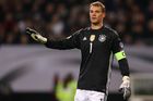 Brankářům dál vládne Neuer, Čech vypadl po čtrnácti letech z elitní desítky světových golmanů