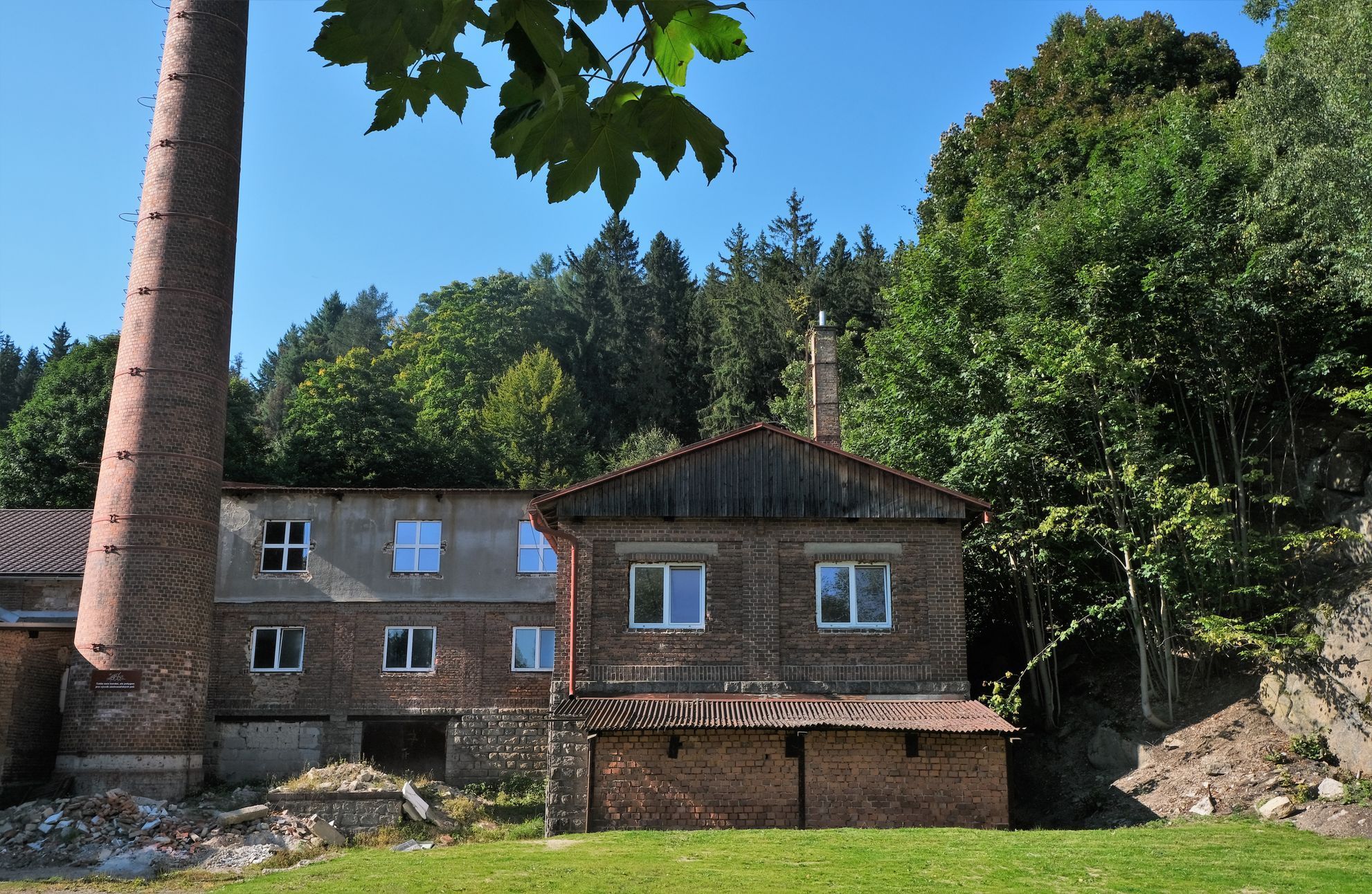 Smržovka - továrna