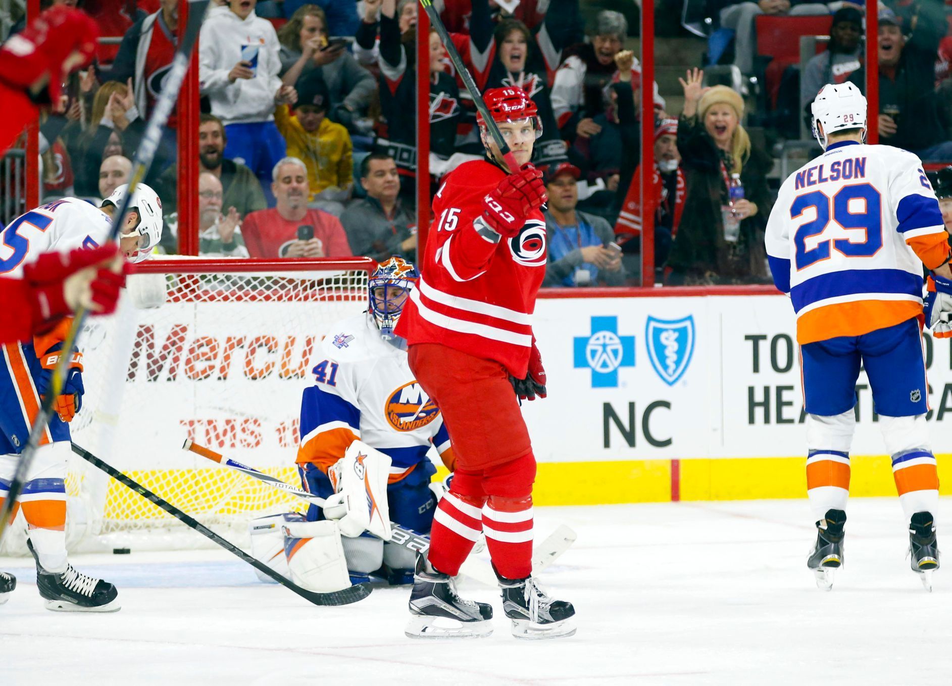 NHL: New York Islanders at Carolina Hurricanes, Andrej Nestrašil