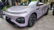 Xpeng nedávno zamířil i do Česka a jenom krátce po tom odhalil modernizace stěžejních SUV G6 a G9. Design se změnil opravdu mírně, jiná je ale baterie s rychlejším nabíjením.