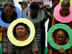 Protest Tibeťanů v jejich exilu v indickém Dilí.