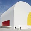 Oscar Niemeyer - Španělsko - Kulturní centrum v Aviles