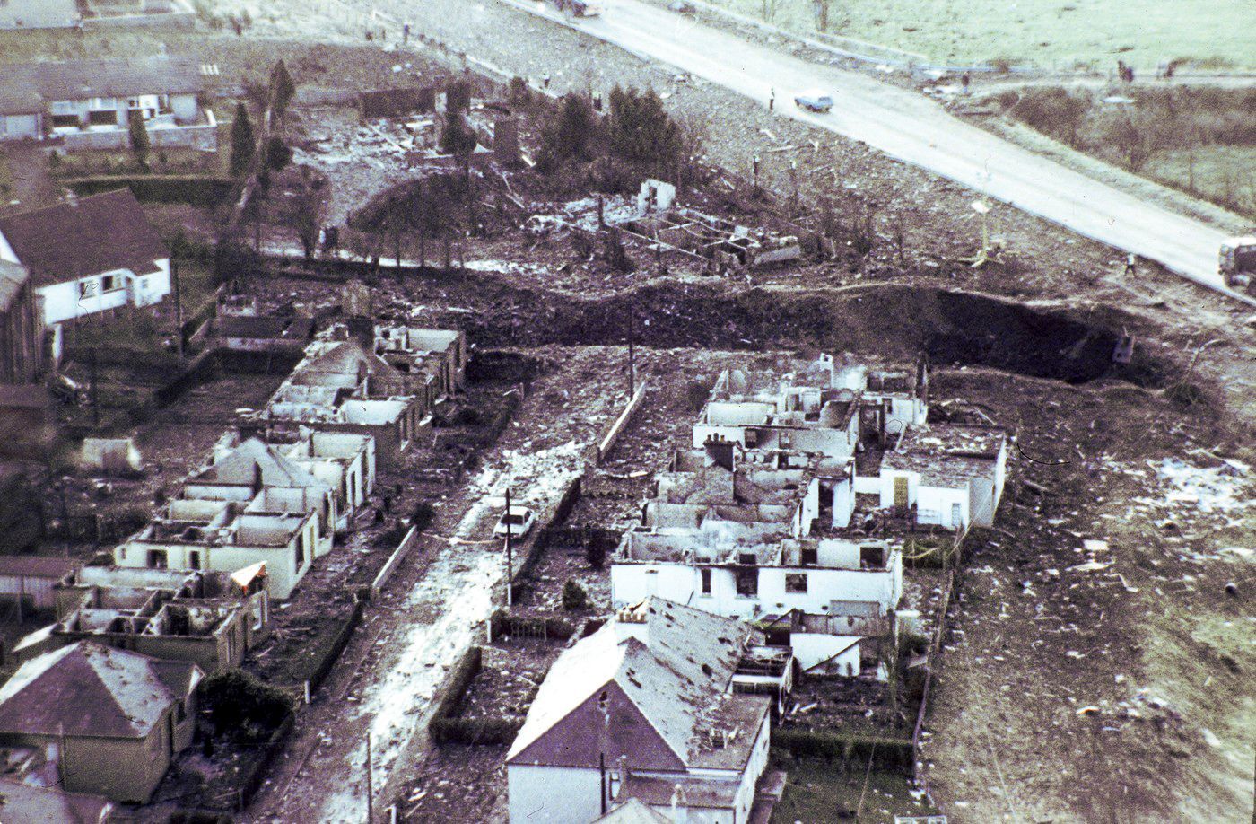 Lockerbie, Pan Am Flight 103, terorismus, bomba, letecká katastrofa, Lockerbie: A Search for Truth, televizní seriál, Zahraničí