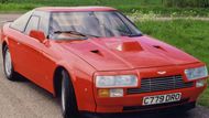 Další Aston Martin, který prošel rukama slavného herce, je raritní V8 Zagato z roku 1986. Atkinson koupil jedno z 52 vyrobených kupé v roce 1998 a nechal jej přímo u Aston Martinu přestavět na závodní auto kategorie C2, s nímž závodil v seriálu klubu Aston Martin Owners Club (fotka je ilustrační). V roce 2004 se však auta herec zbavil. Posléze se několikrát objevilo v aukci, například v roce 2008 jej síň Bonhams prodala za 122 500 liber.