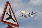 Státy EU daly zelenou evidenci cestujících v letadlech. Sbírání dat má pomoci odhalit rizikové osoby