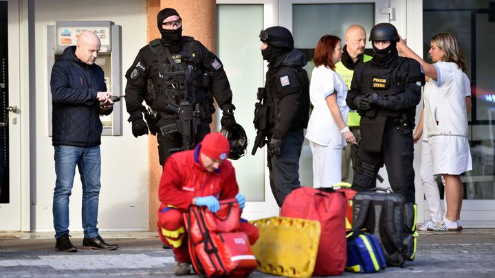 Soud pokutoval muže, který po útoku v ostravské nemocnici vyhrožoval další střelbou