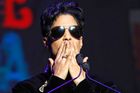 Prince byl skvělým příkladem porušování pravidel, inspiroval mě v dospívání, říká hudební kritička
