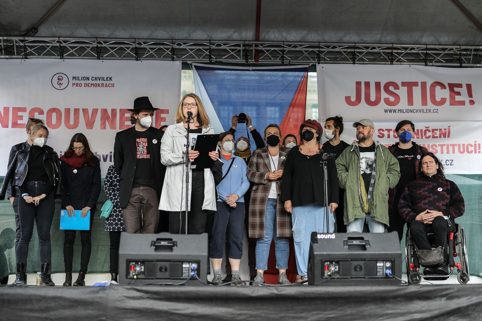 Demonstrace Milion chvilek Václavské náměstí 20. 5. 2021 za odstoupení Marie Benešové