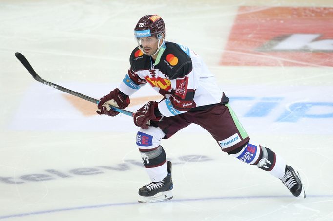 3. kolo hokejové Tipsport extraligy, HC Sparta Praha - HC Oceláři Třinec: Michal Řepík.