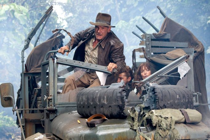 Harrison Ford roku 2008 v Indiana Jonesovi a Království křišťálové lebky.