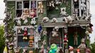 The Heidelberg Project in Detroit A house covered with stuffed animals, part of the Heidelberg Project, a folk art installation taking up over two city blocks in Detroit started by artist Tyree Guyton. The Heidelberg Project an outdoor art installation in Detroit, Michigan started in 1986 has become a tourist attraction.