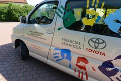 Toyota zapůjčila minibus Hiace diagnostickému ústavu